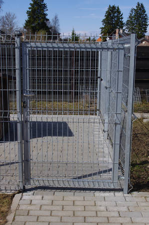 Kuumtsingitud keevispaneeliga kaetud aiavärav